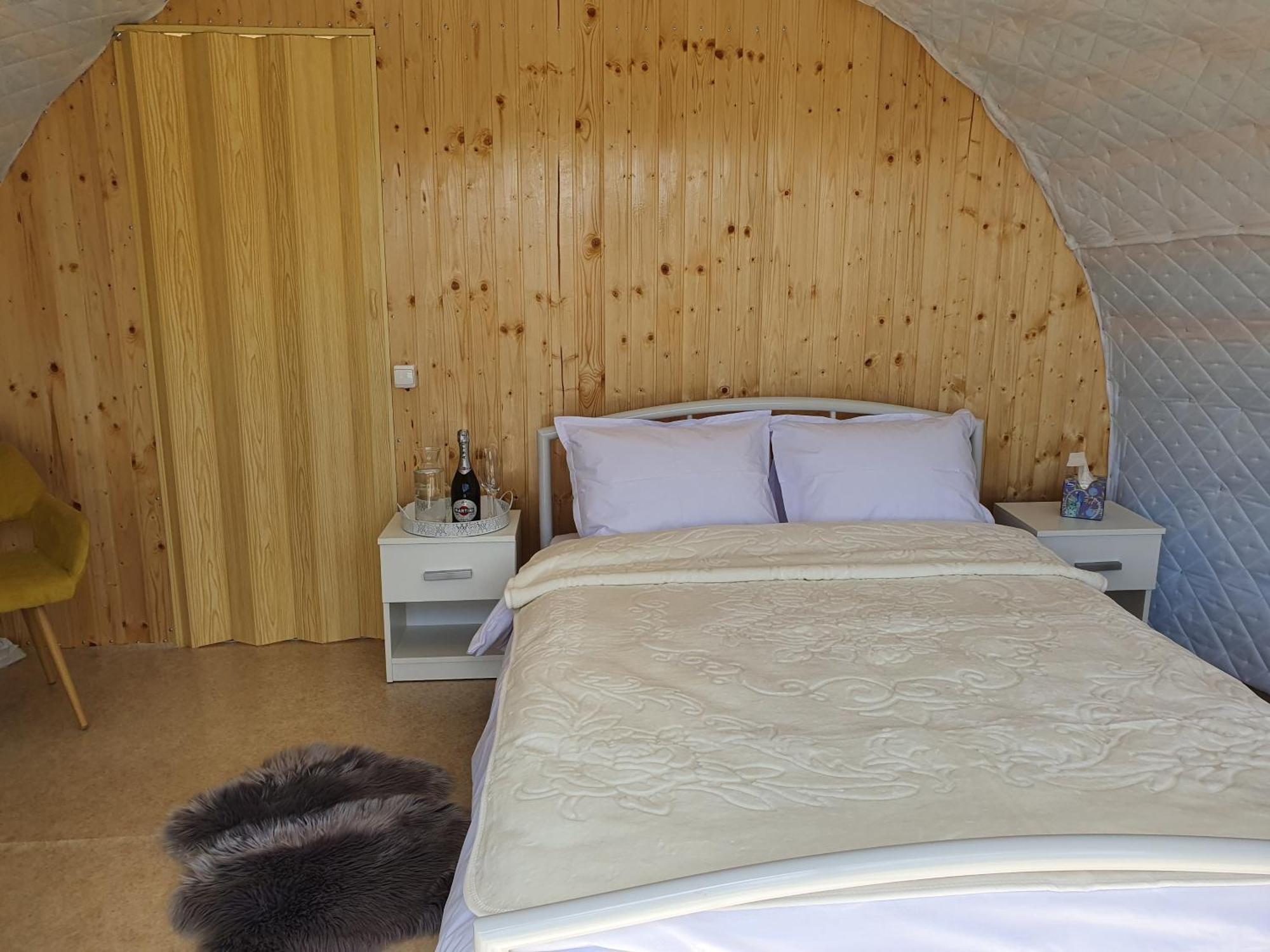 Hotel Sunrise Glamping Retreat Galesu Habitación foto