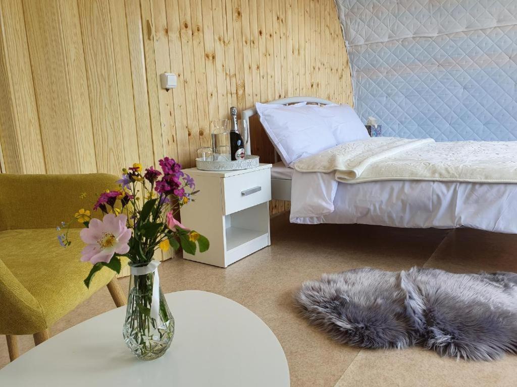 Hotel Sunrise Glamping Retreat Galesu Exterior foto